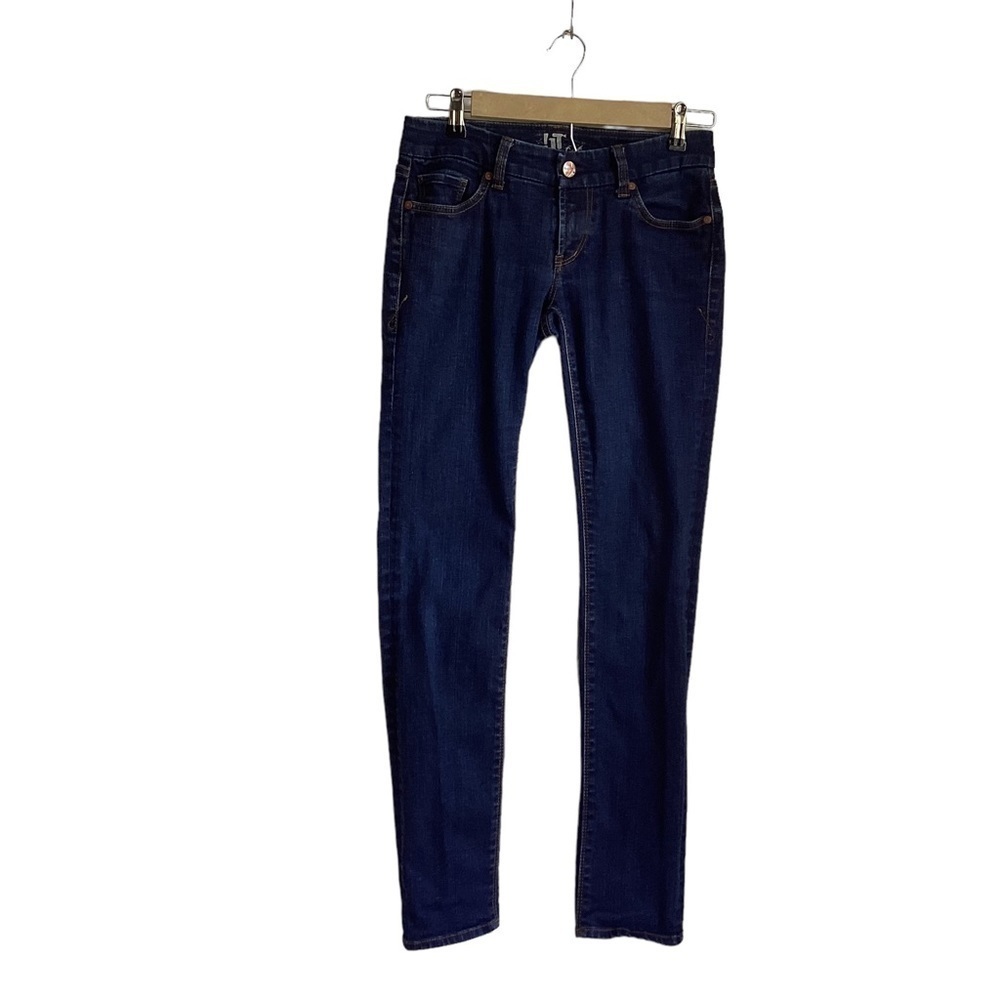 !iT Los Angeles Rising Starlet Women’s Denim Jeans.  Size 26 Short